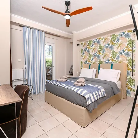 Ikies Luxury Apartment Ofrinion