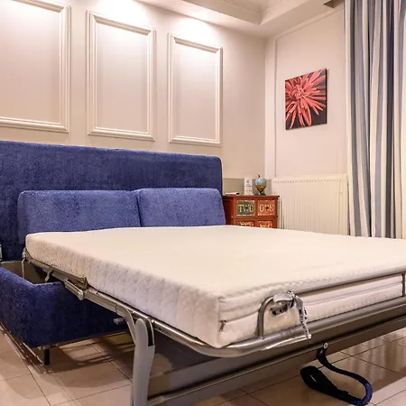 Ikies Luxury Apartment